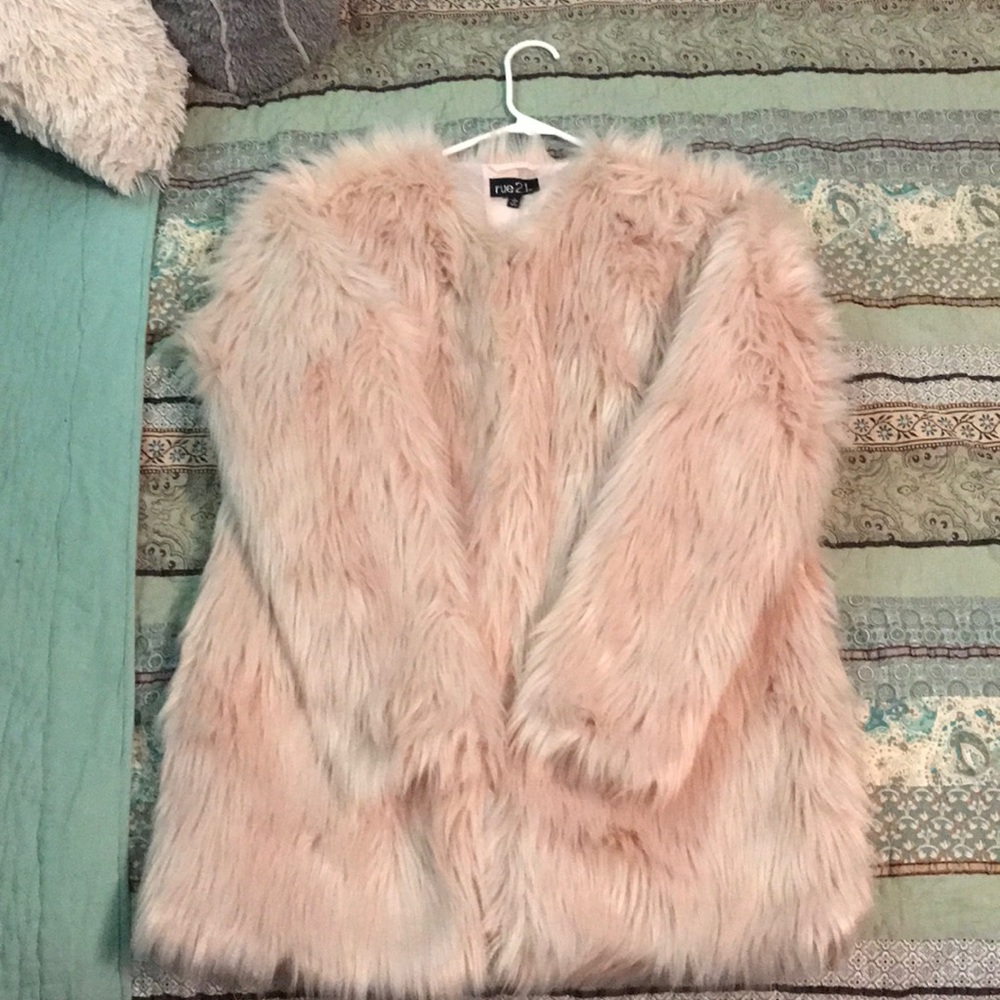 NWT Rue 21 Blush Pink Faux Fur Coat